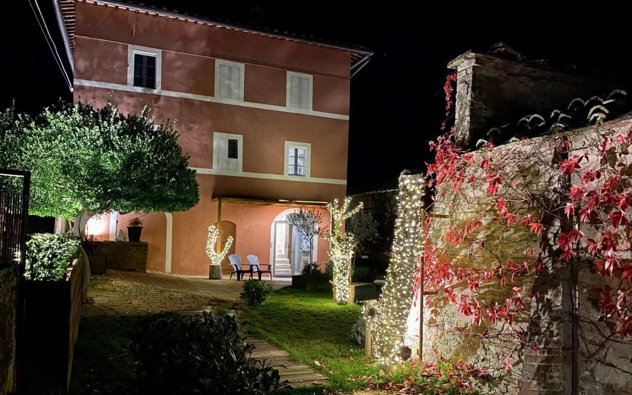 Palazzo Del Papa Country Suites Siena Exterior photo